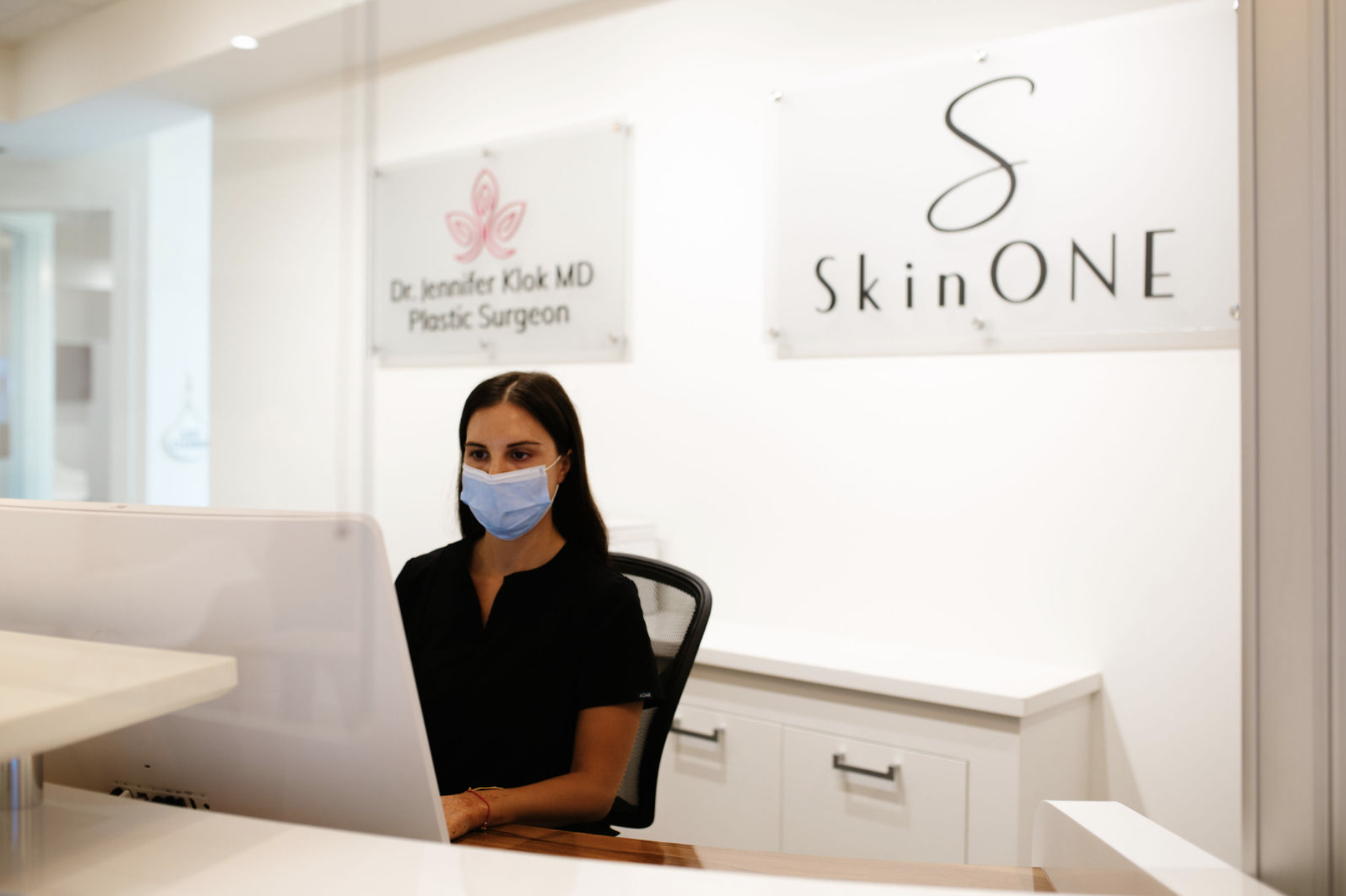 SkinOne Reception, West Vancouver BC